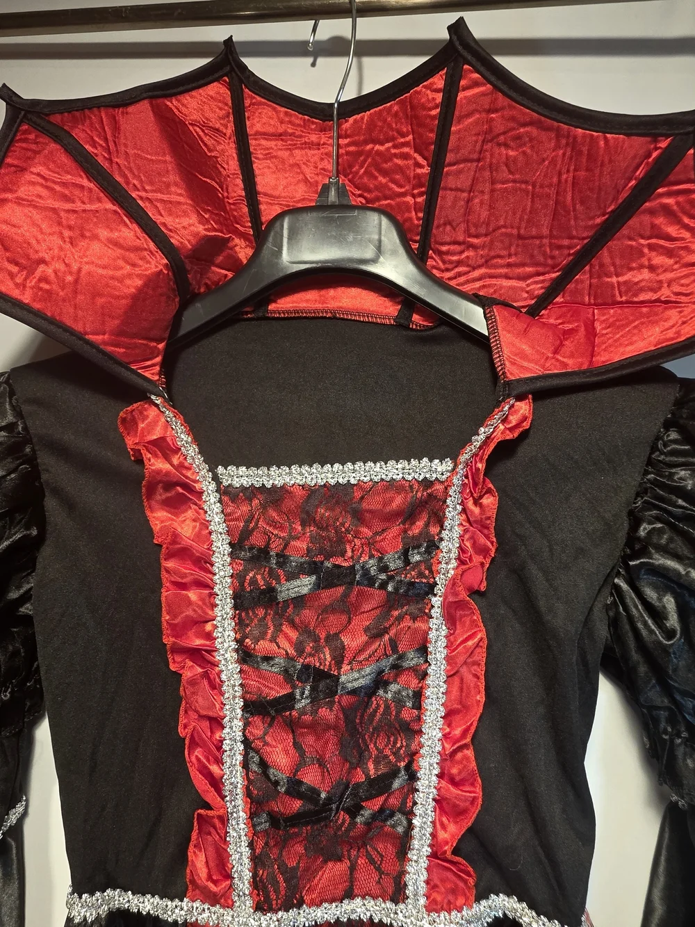 NEW Victorian Vampire Halloween Costume Dress & Choker GIRLS Sz Large Cosplay